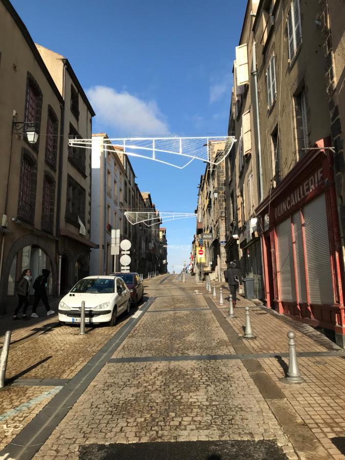3 Chambres En Lit Double, 6 Personnes, Dans Appartement Entierement Renove, 70 M2 , Wifi,Climatisation, Tres Calme , Tout Equipe,Lit Bebe Clermont-Ferrand Eksteriør billede