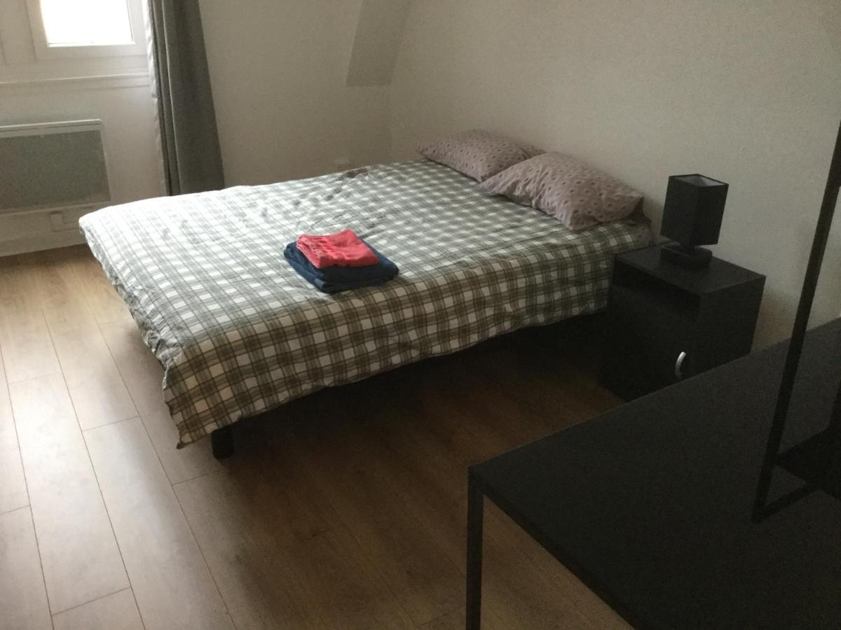 3 Chambres En Lit Double, 6 Personnes, Dans Appartement Entierement Renove, 70 M2 , Wifi,Climatisation, Tres Calme , Tout Equipe,Lit Bebe Clermont-Ferrand Eksteriør billede
